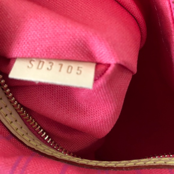 Authentic Delightful MM - Picture 8 of 8